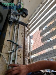 התקנת רשת למרפסת כביסה בדירה בבאר שבע