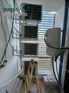 התקנת רשת מוניפיל מקצועית להרחקת יונים במרפסת כביסה בקריית אונו
