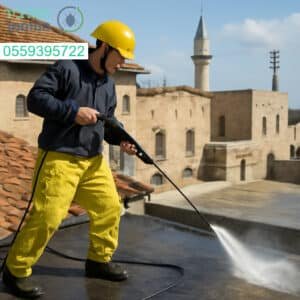 ניקוי גגות מקצועי בעכו בלחץ מים גבוה לתוצאה מבריקה ואמינות ללא פשרות