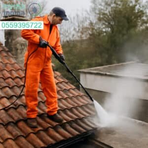 ניקוי גגות יסודי בקצרין עם ציוד מקצועי לשמירה על מראה הבית ואורך חיי הגג